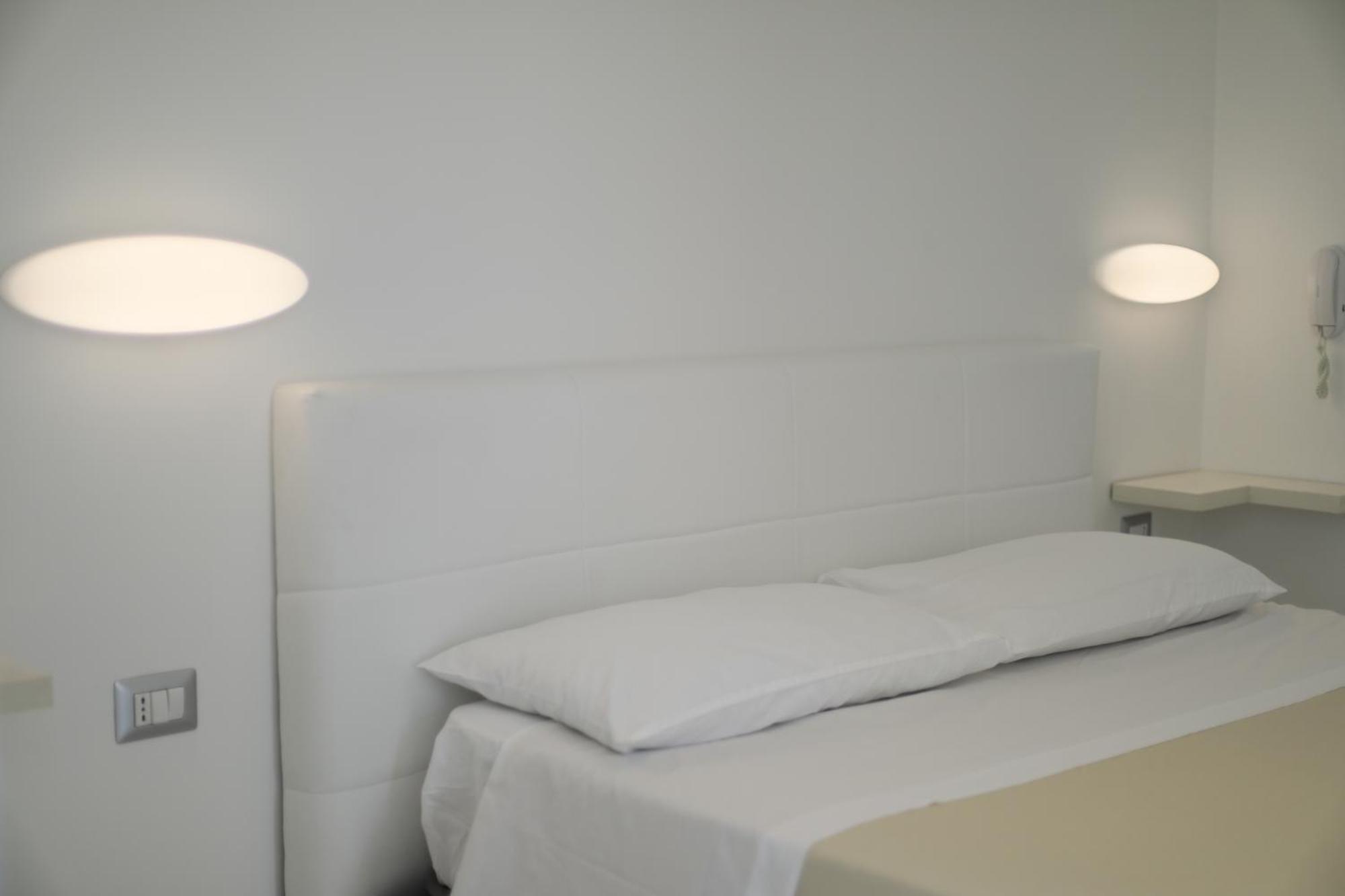 Riviera Luxury Rooms Порто-Чезарео Экстерьер фото