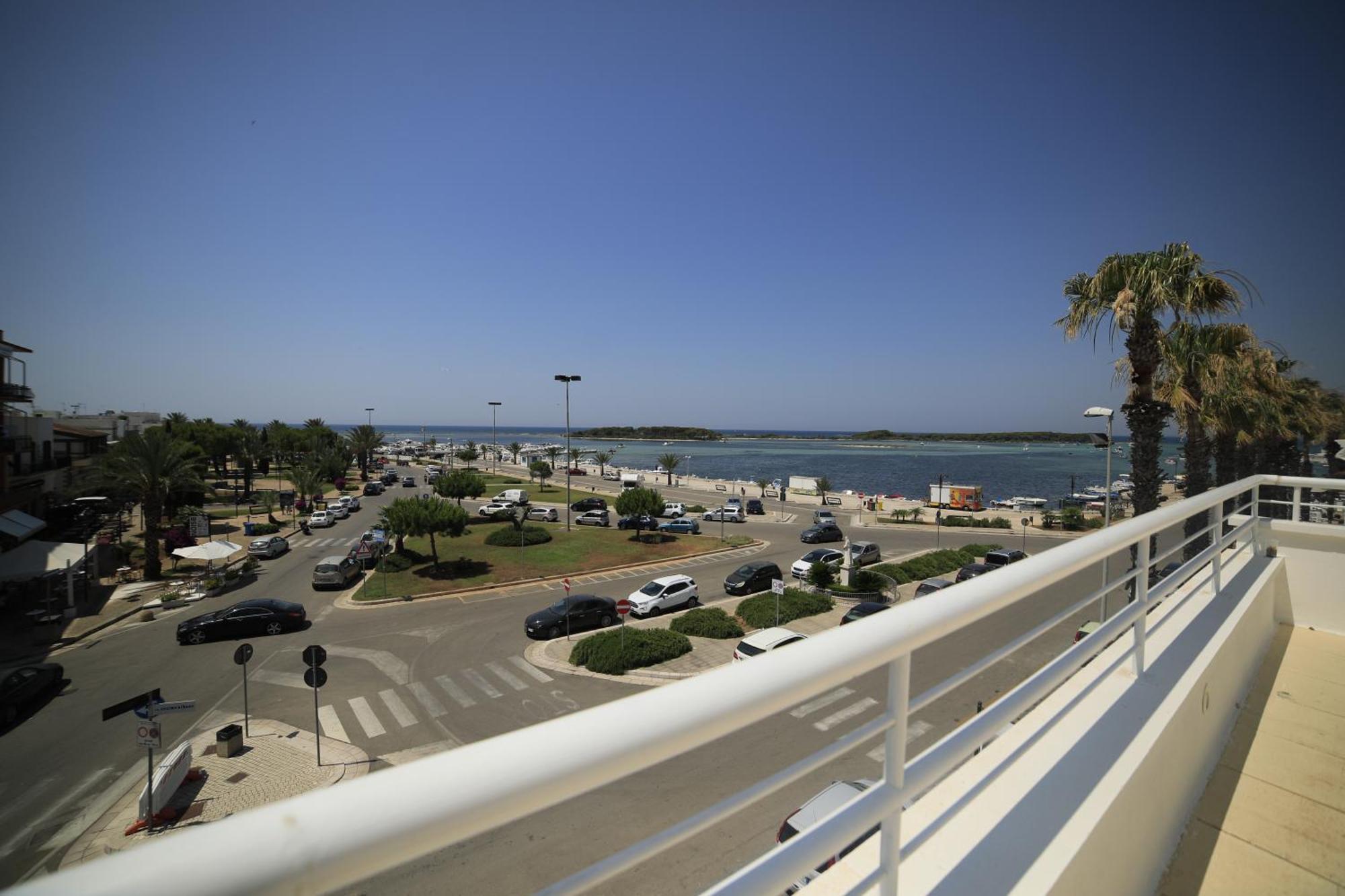 Riviera Luxury Rooms Порто-Чезарео Экстерьер фото
