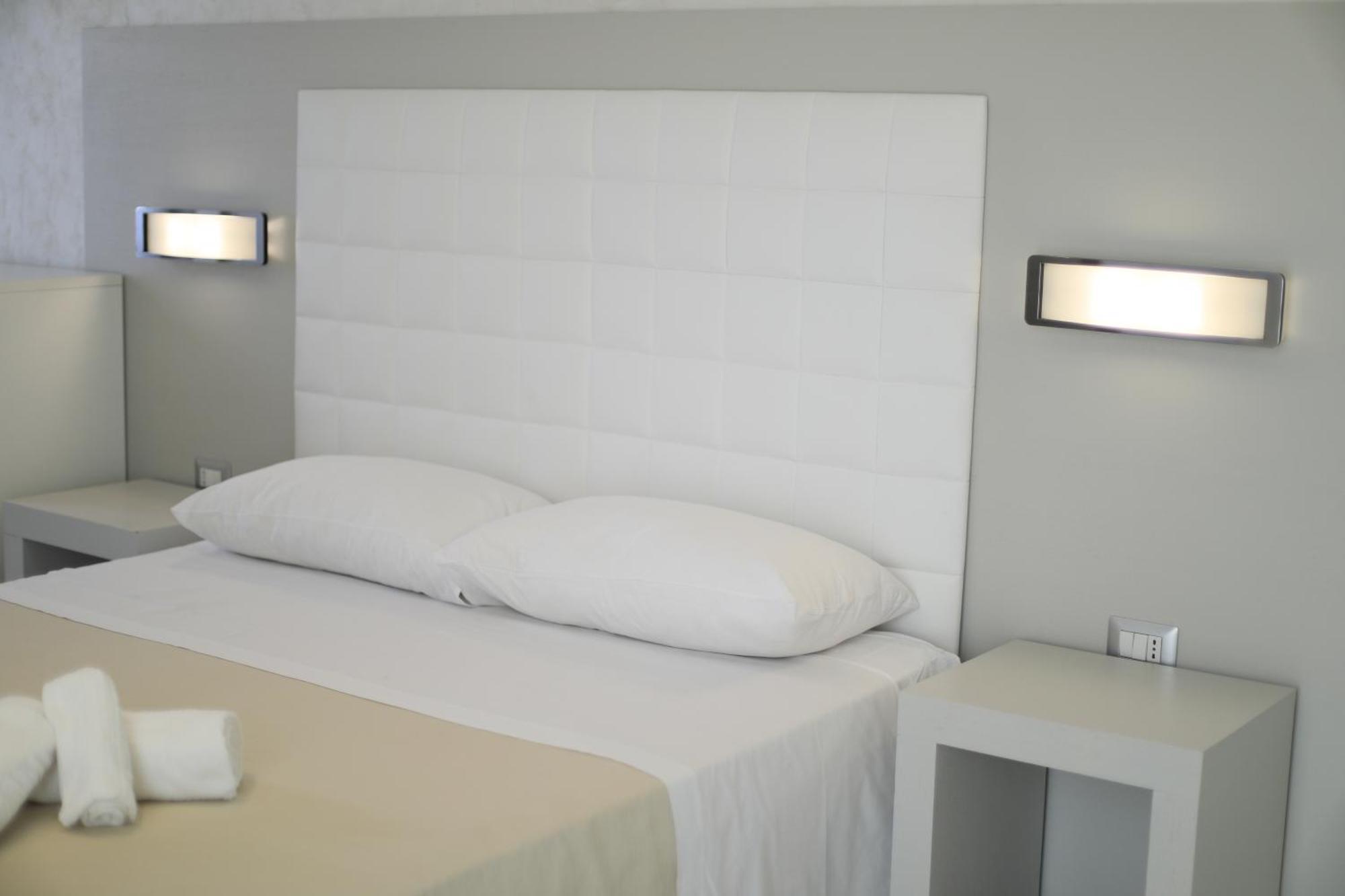 Riviera Luxury Rooms Порто-Чезарео Экстерьер фото