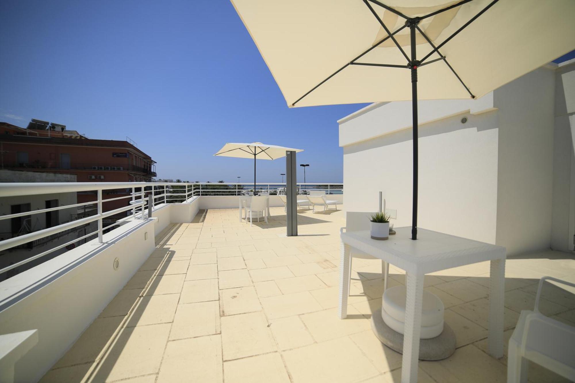 Riviera Luxury Rooms Порто-Чезарео Экстерьер фото