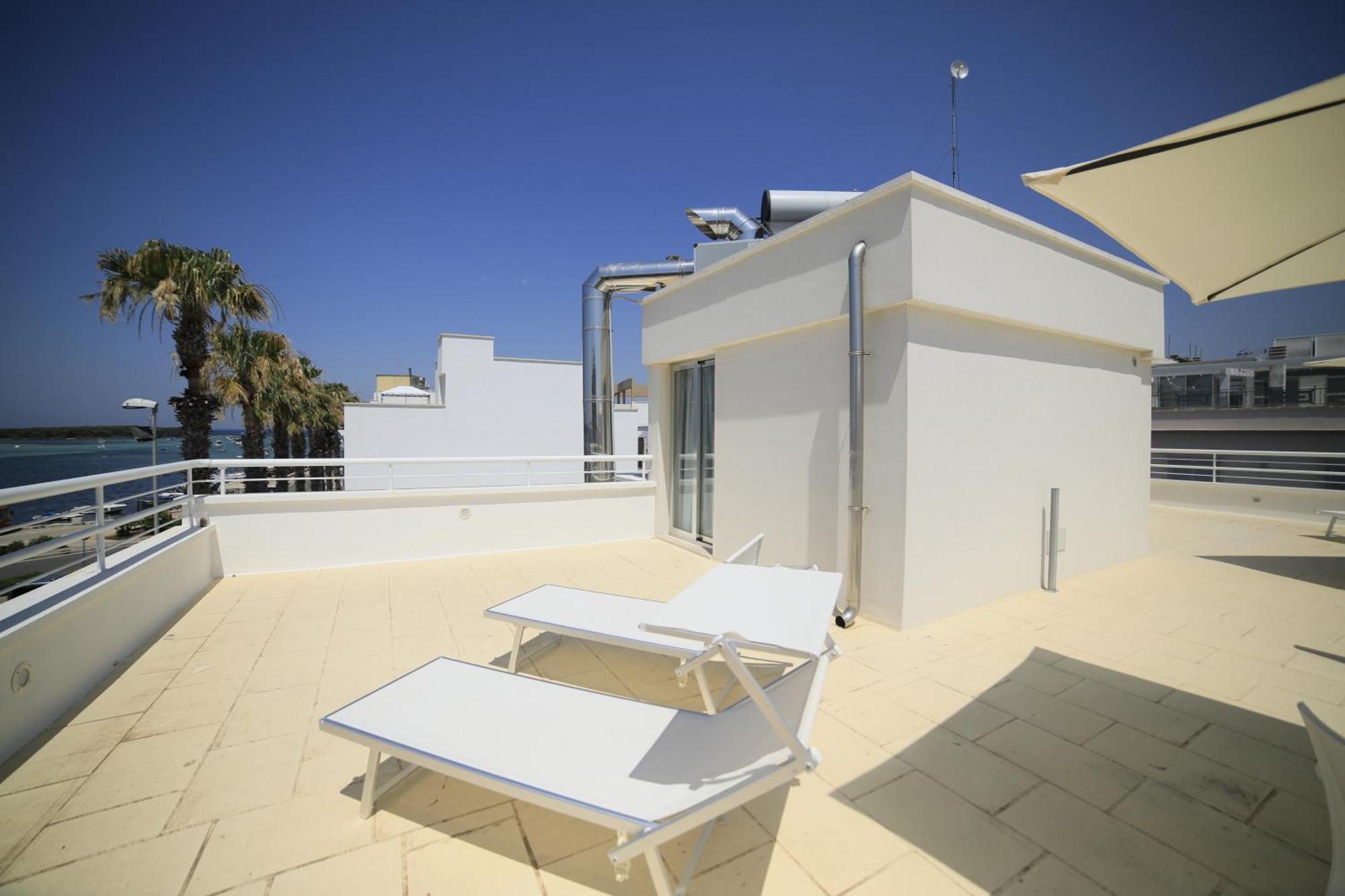 Riviera Luxury Rooms Порто-Чезарео Экстерьер фото