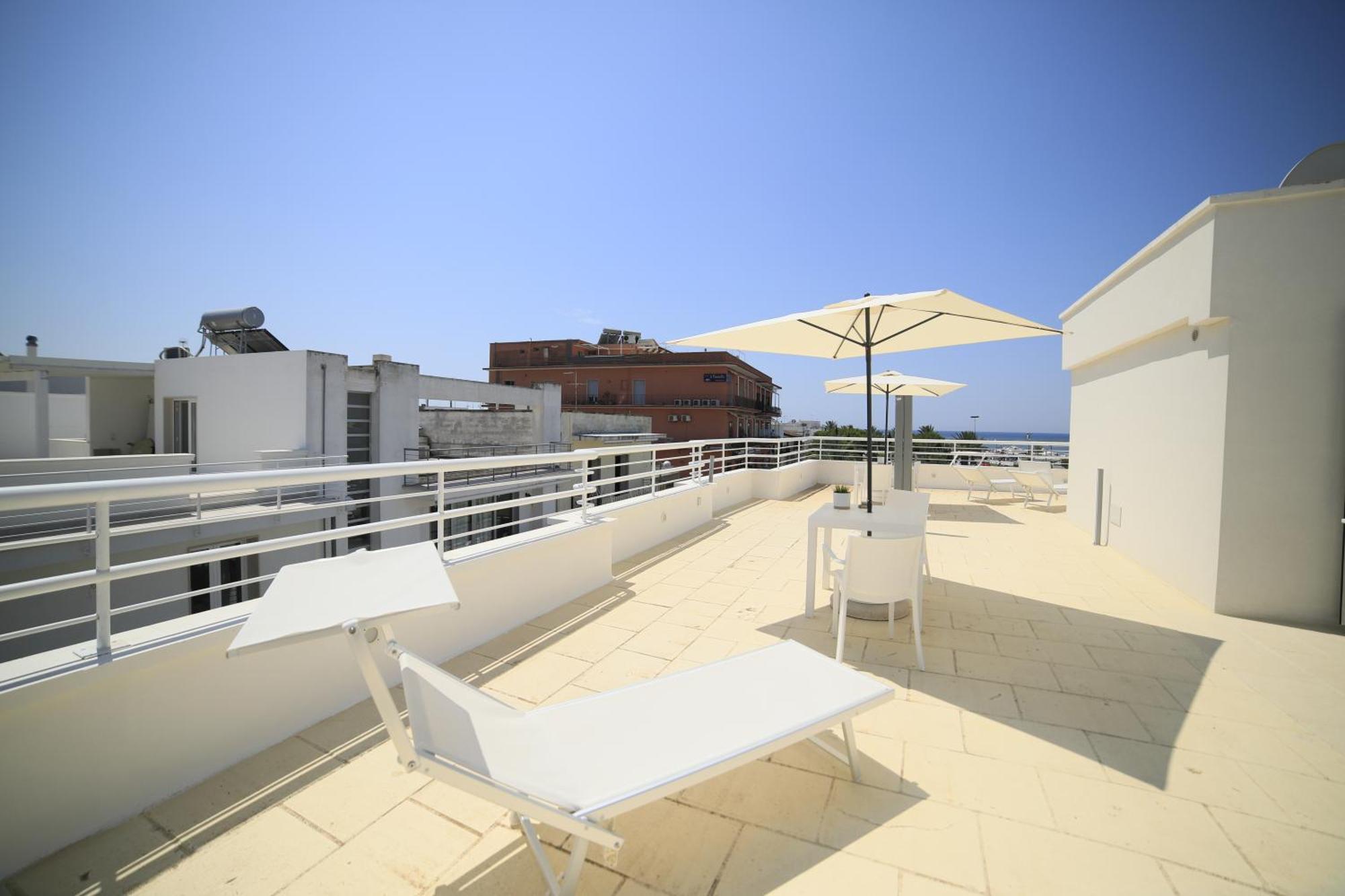 Riviera Luxury Rooms Порто-Чезарео Экстерьер фото