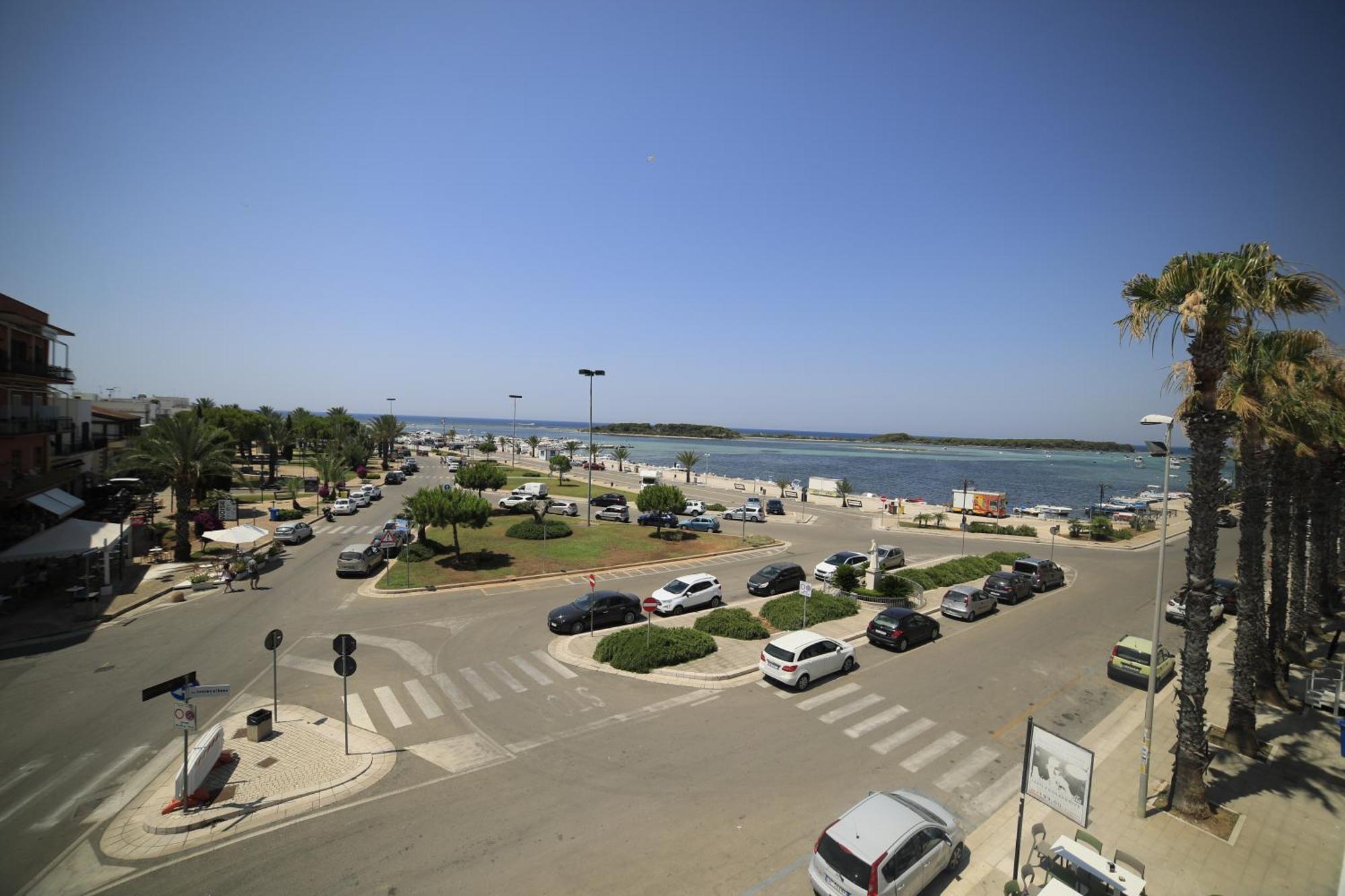 Riviera Luxury Rooms Порто-Чезарео Экстерьер фото