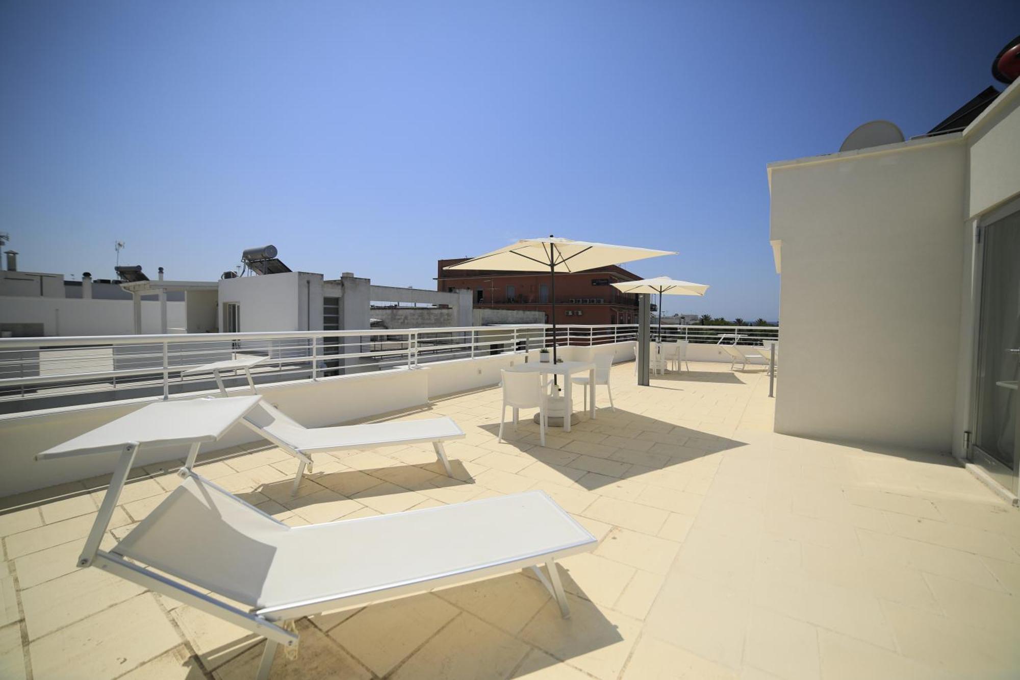 Riviera Luxury Rooms Порто-Чезарео Экстерьер фото